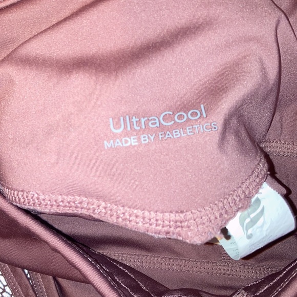 Fabletics Reflective Leggings - Picture 3 of 4